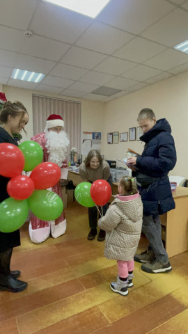 Congratulations to the children on the holiday!